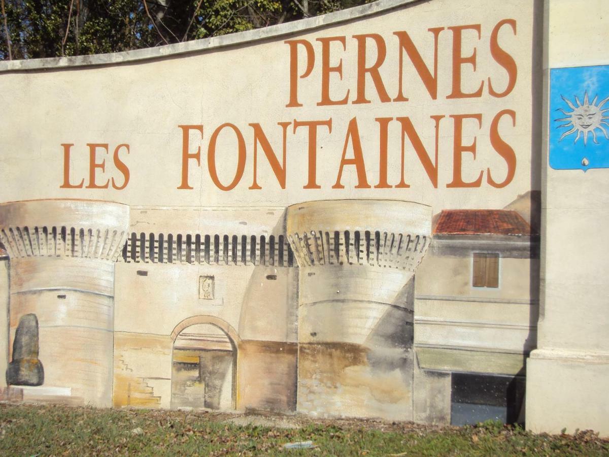 Maison d'Hôtes La Douloire Pernes-les-Fontaines Exterior foto